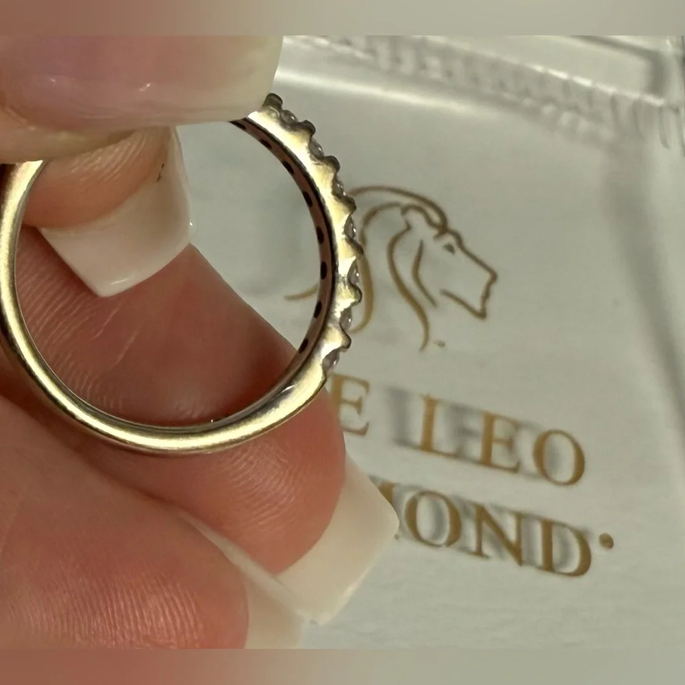 14K White Gold Leo Diamond Eternity Band Ring | 3/8 CT | Size 7